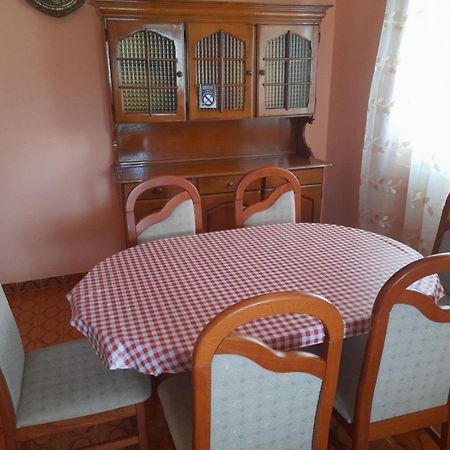 Anita Guest House Тиват Екстериор снимка