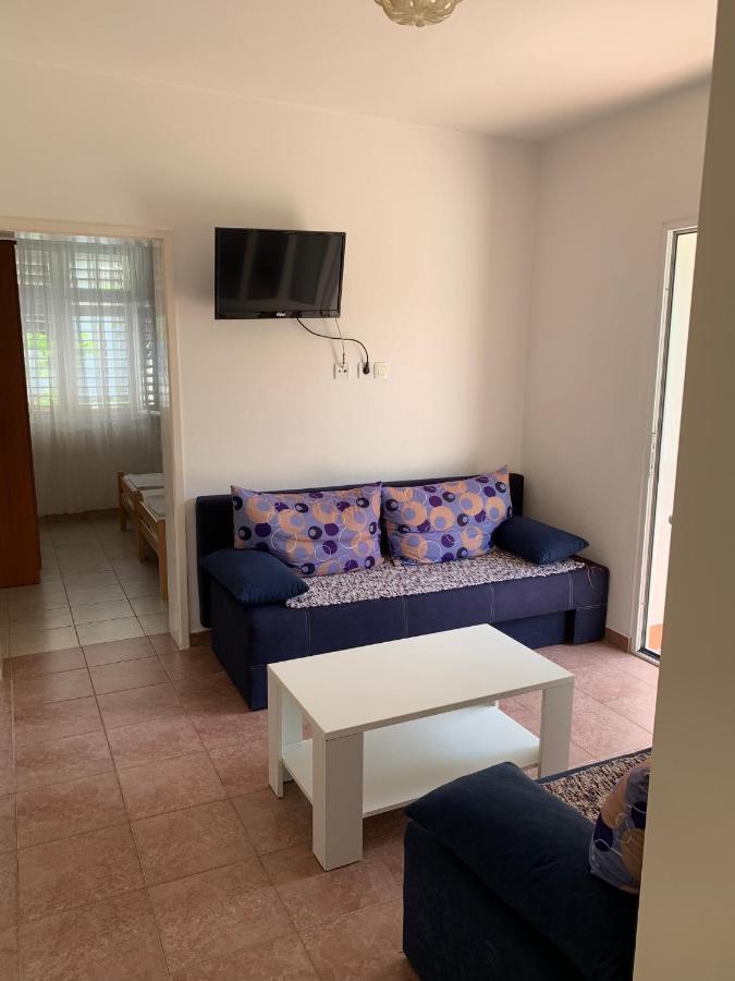 Anita Guest House Тиват Екстериор снимка