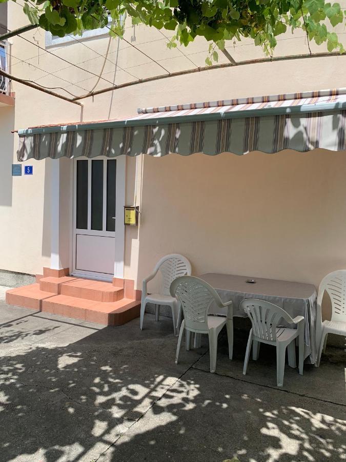 Anita Guest House Тиват Екстериор снимка