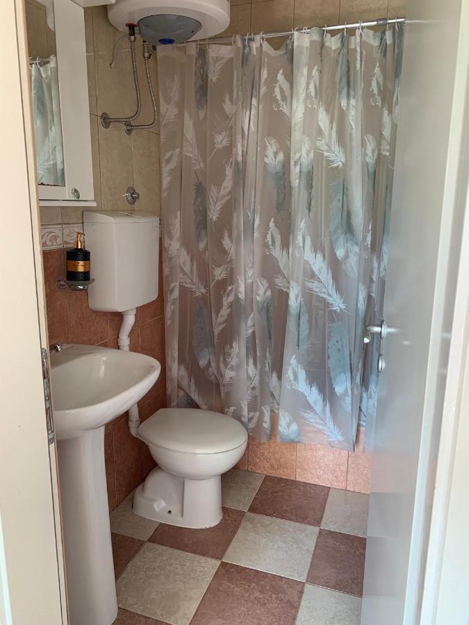 Anita Guest House Тиват Екстериор снимка