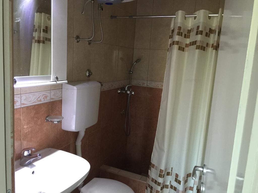 Anita Guest House Тиват Стая снимка