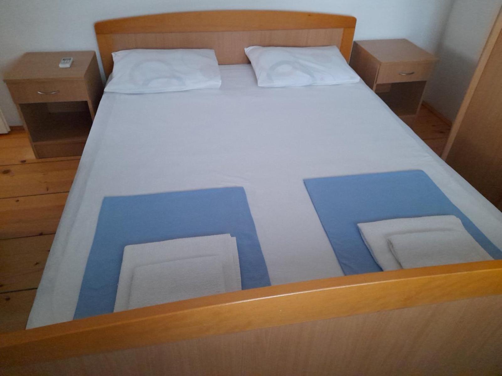Anita Guest House Тиват Екстериор снимка