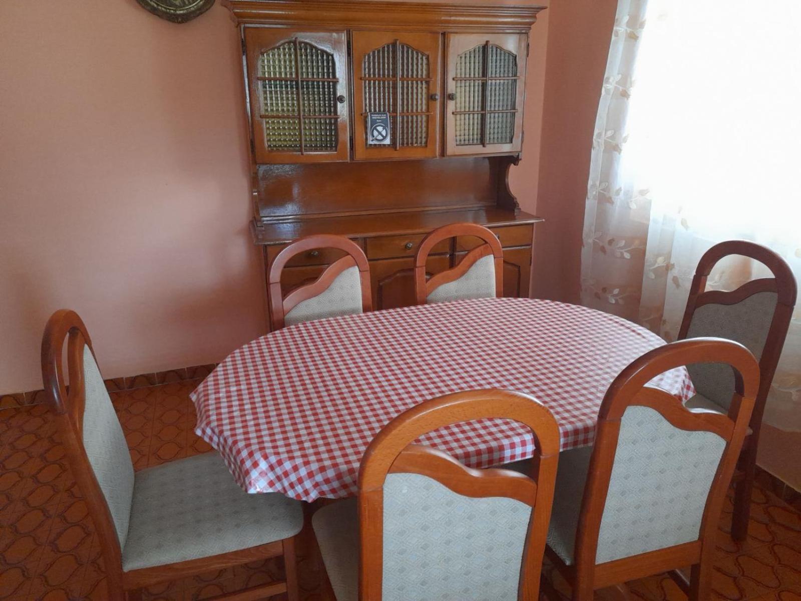 Anita Guest House Тиват Екстериор снимка