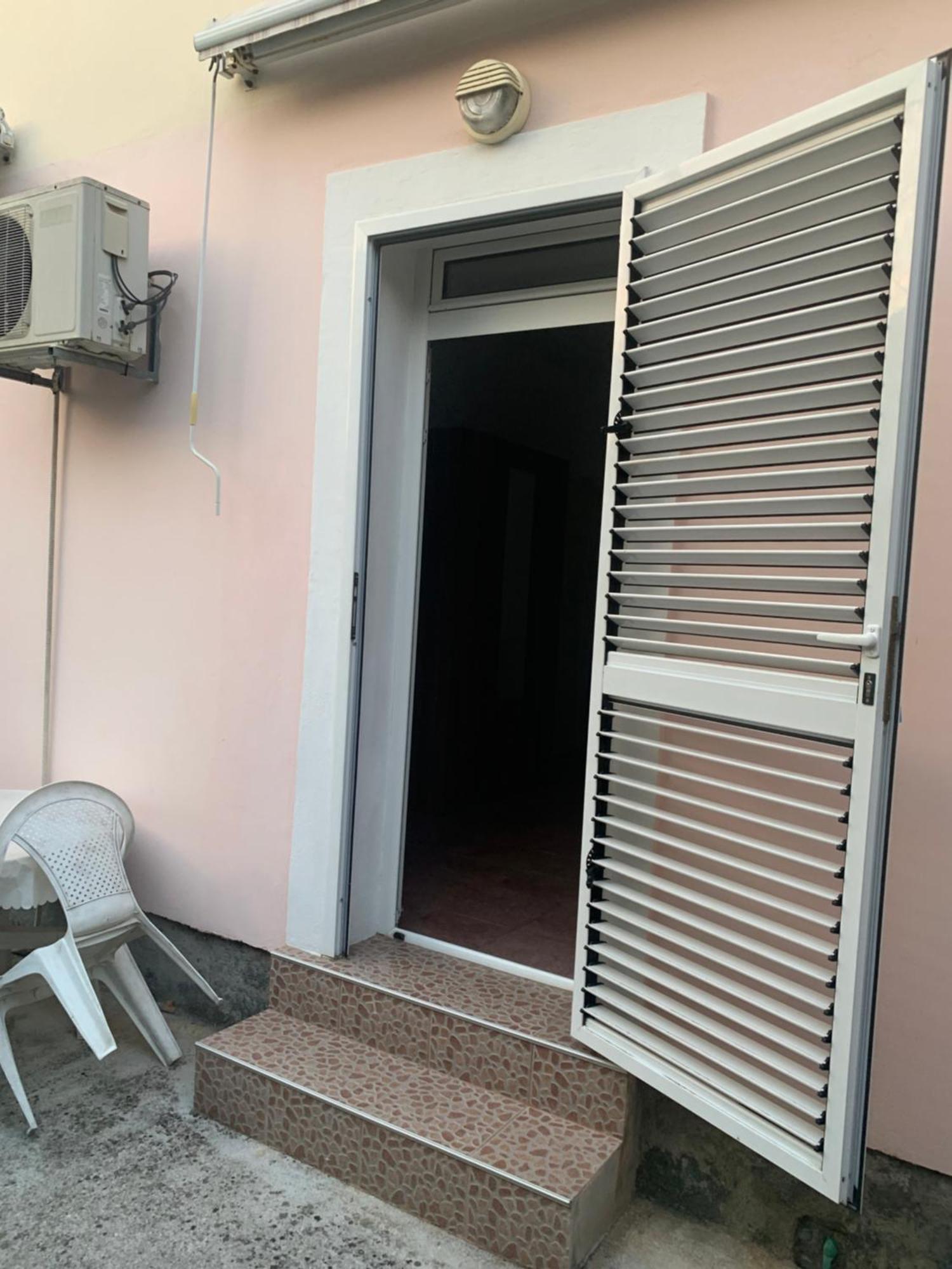 Anita Guest House Тиват Екстериор снимка