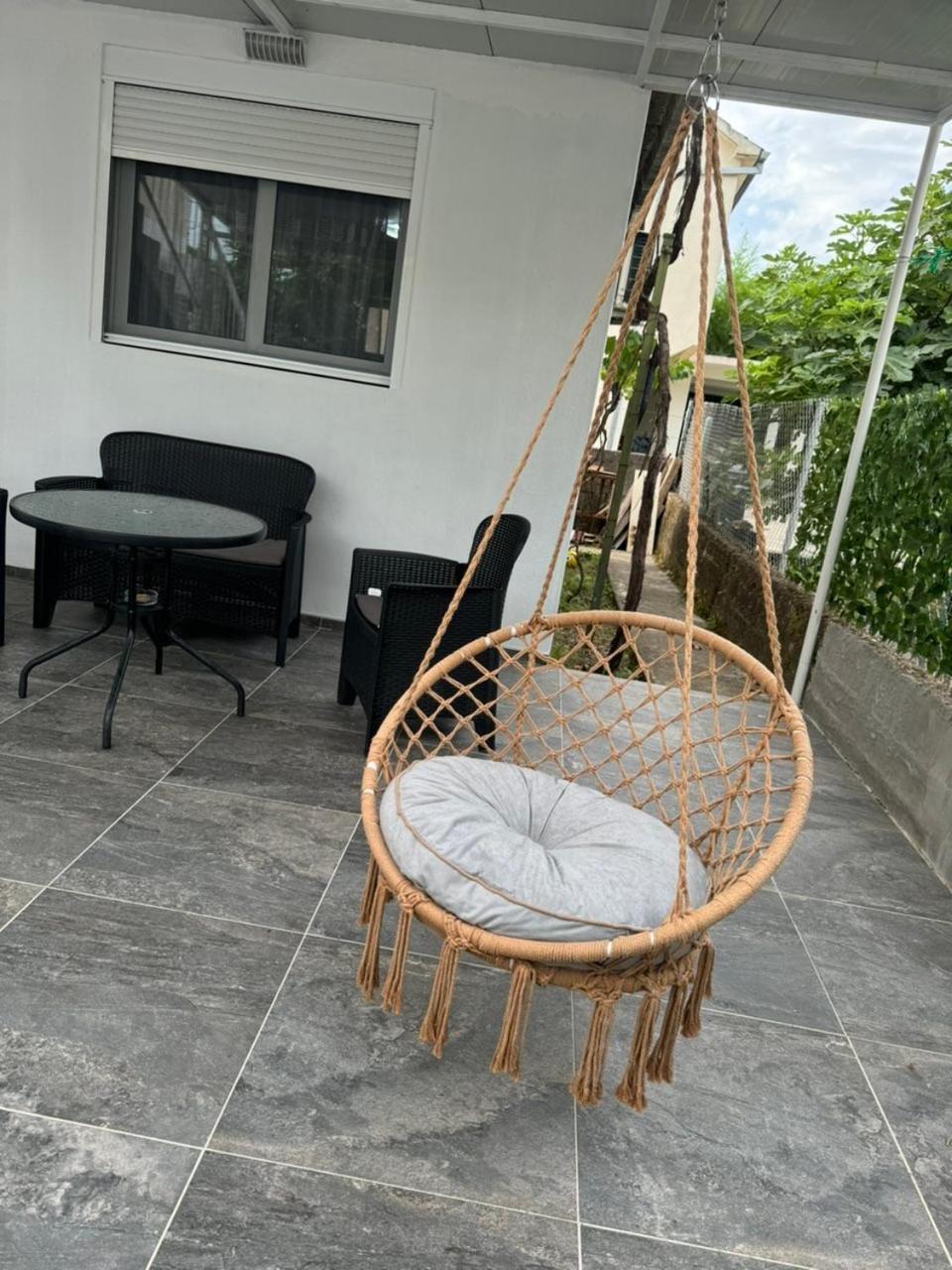 Anita Guest House Тиват Екстериор снимка