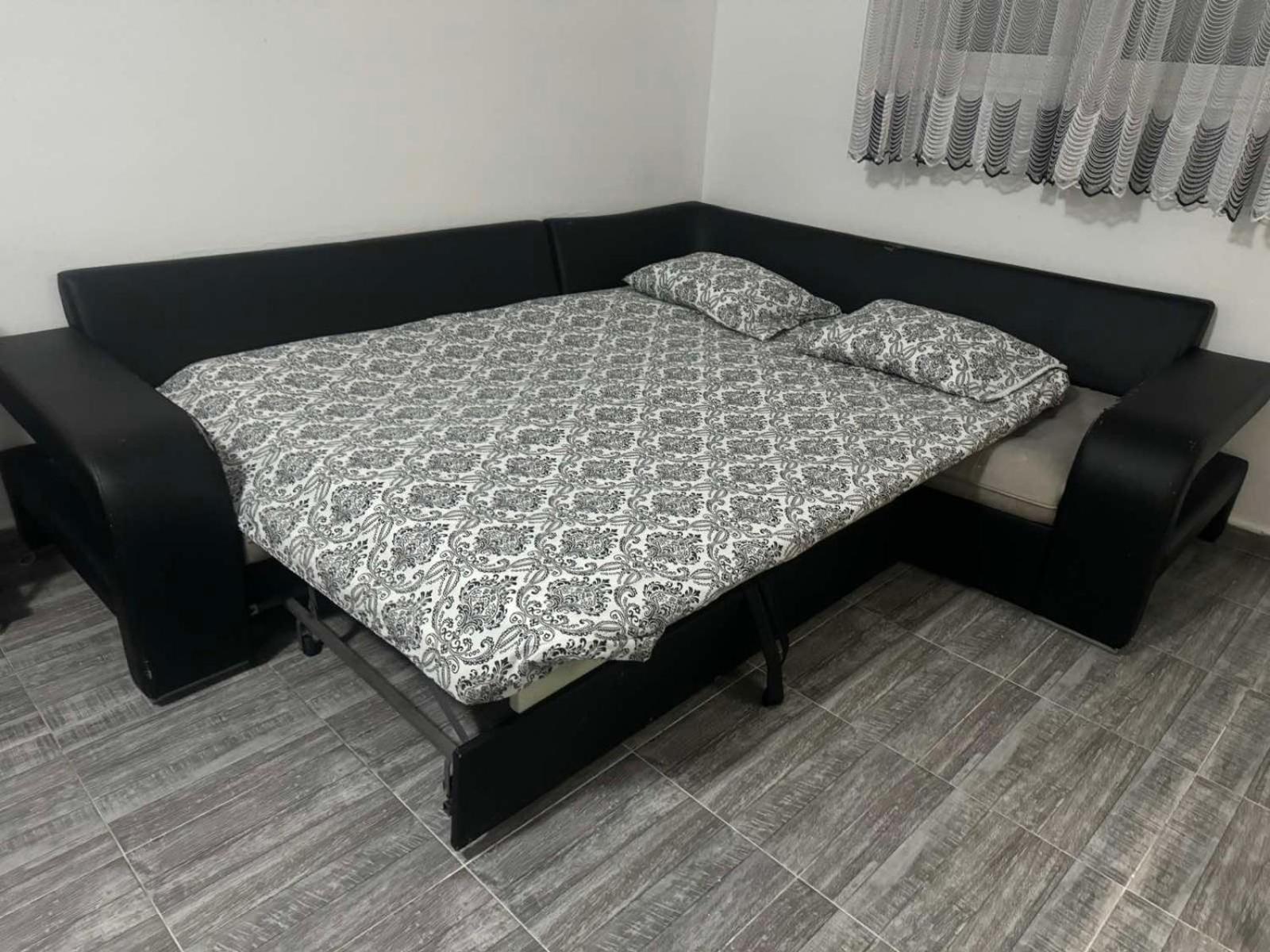 Anita Guest House Тиват Екстериор снимка